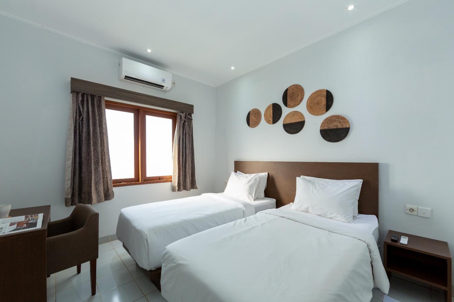 Cove Matahari Guesthouse Sunset Legian  Exterior photo